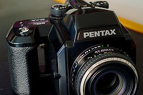 Pentax645n.jpg
